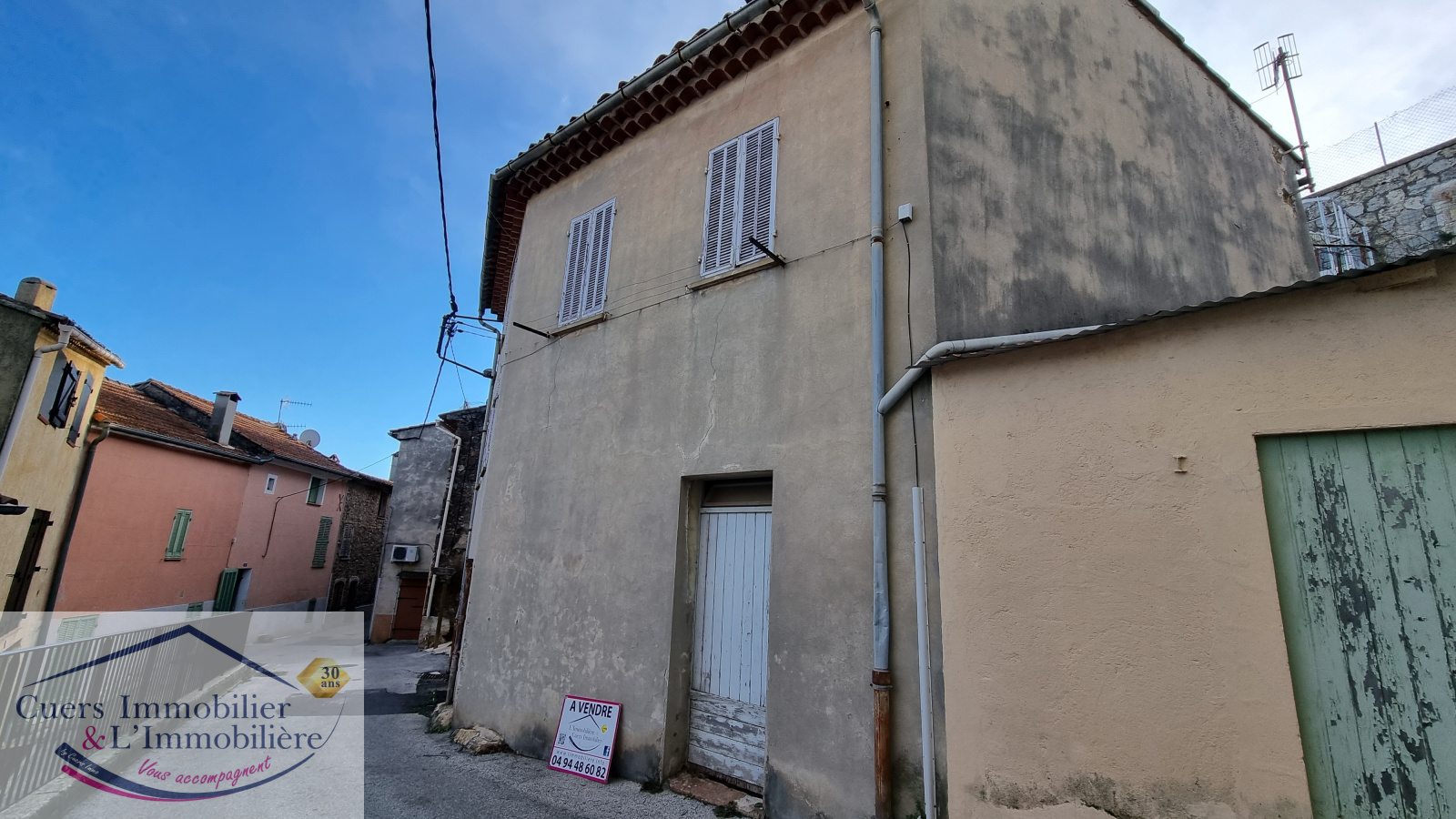 Vente PIERREFEU DU VAR MAISON DE VILLAGE ENV. 80M² A RENOVER + REMISES